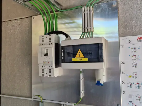 hoogspanningscabine-in-gebouw-heuvelland-bouw-technics-5 -  - Hoogspanningscabine in gebouw in Heuvelland